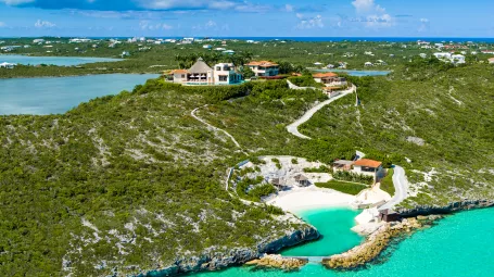 Bajacu | Turks and Caicos